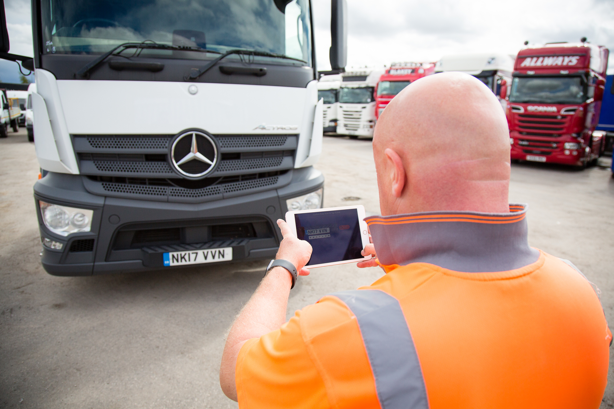 COMMERCIAL VEHICLE AUCTIONS LIMITED - Лекотоварни автомобили FORD Transit - Година: 2019, дизел undefined: снимка 13