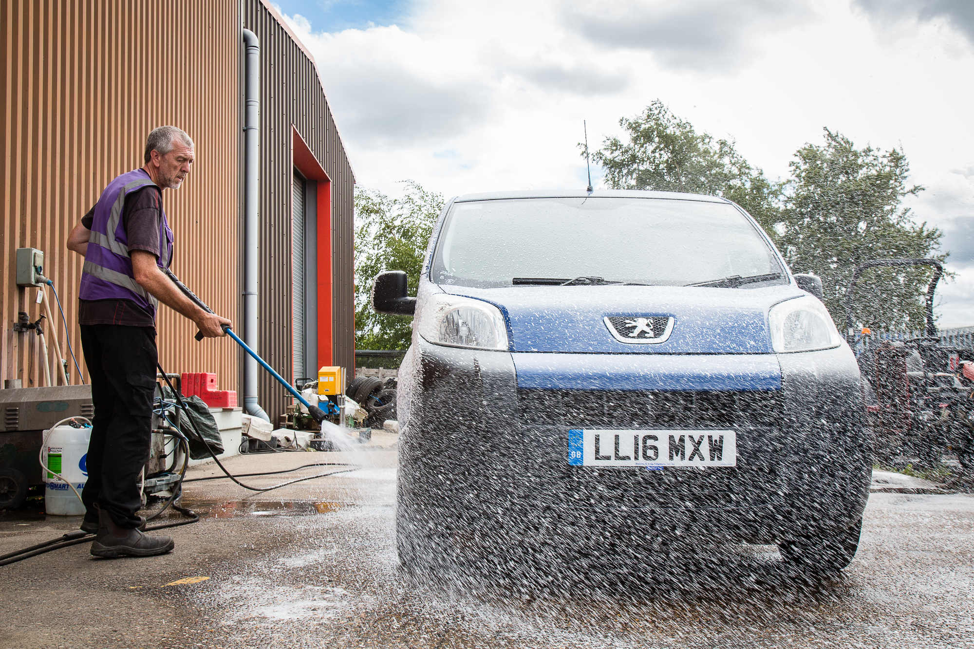 COMMERCIAL VEHICLE AUCTIONS LIMITED - Лекотоварни автомобили FORD Transit - Година: 2019, дизел undefined: снимка 6