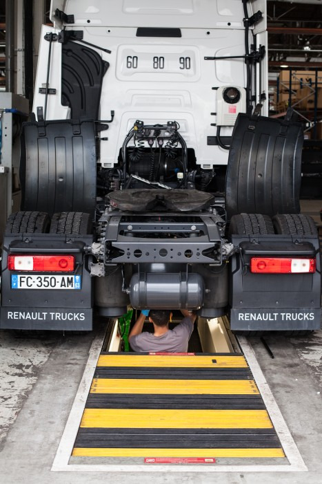 Renault Trucks France - Камиони RENAULT - дизел undefined: снимка 7