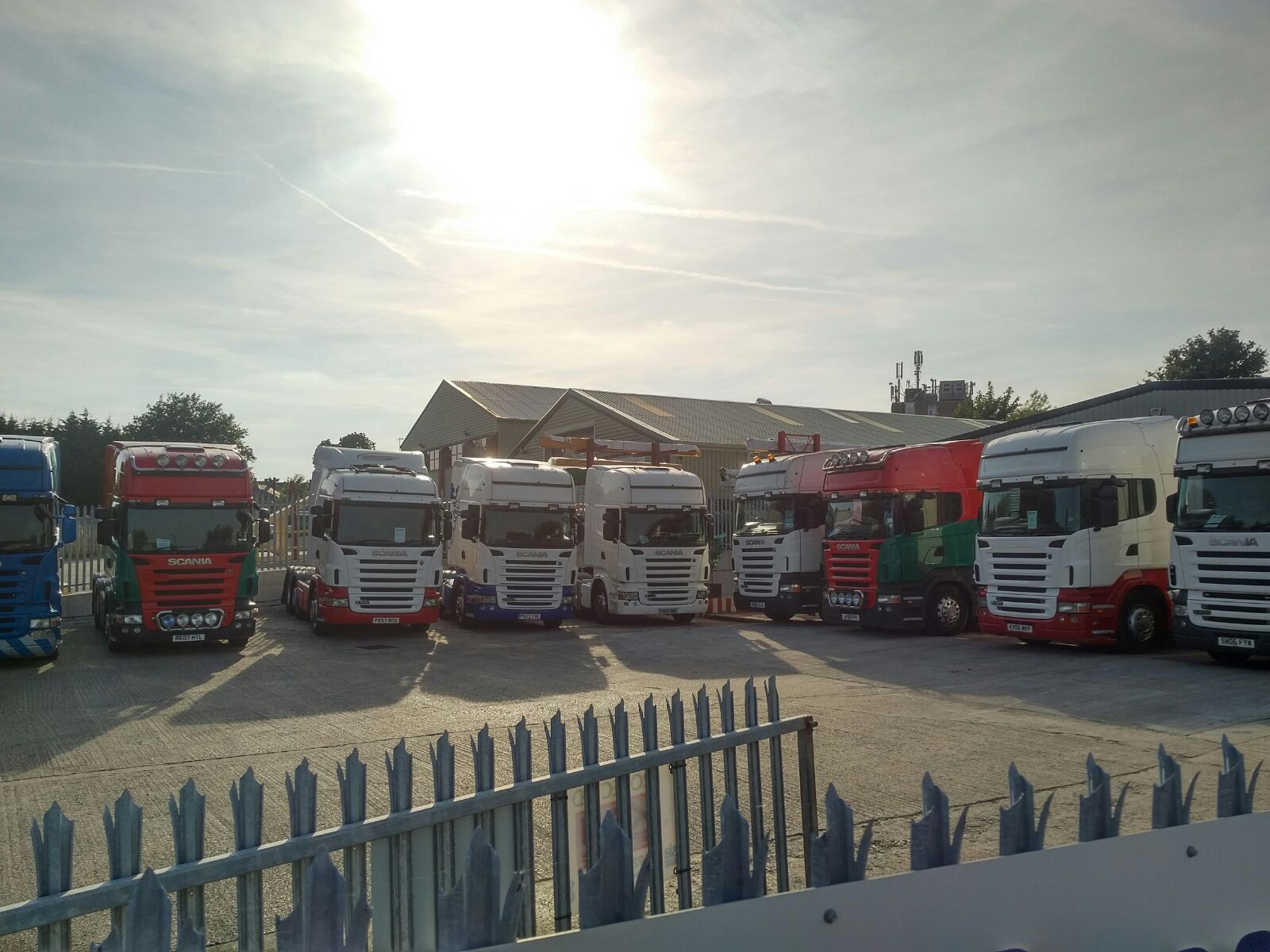 Steer Commercials Sales & Exports Ltd - Комунална/ Специална техника DAF undefined: снимка 1