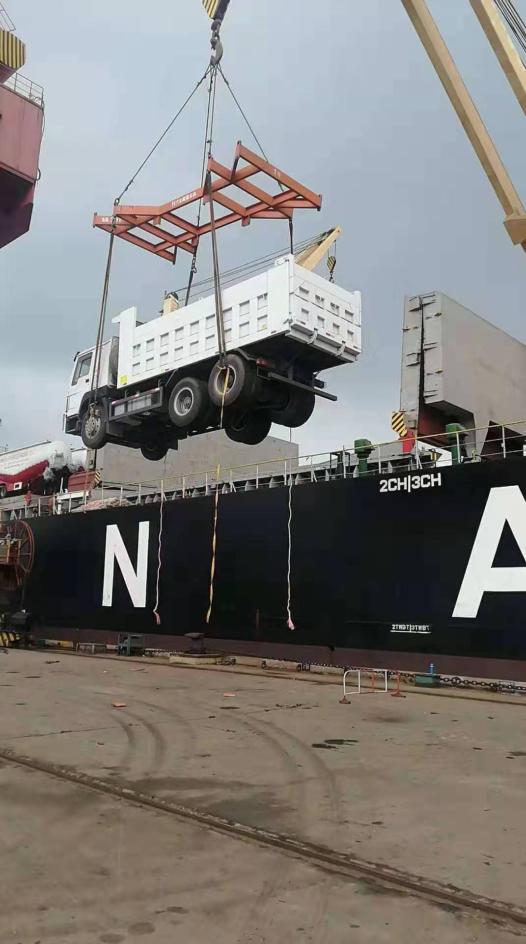 Shandong Guhong Auto Industrial CO., LTD - Камиони - Euro 2, Кран за камион undefined: снимка 4