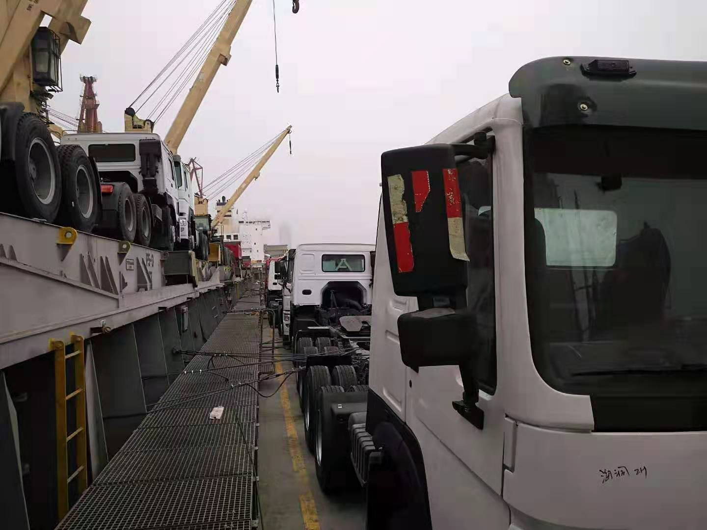Shandong Guhong Auto Industrial CO., LTD - Камиони - Euro 2, Кран за камион undefined: снимка 10