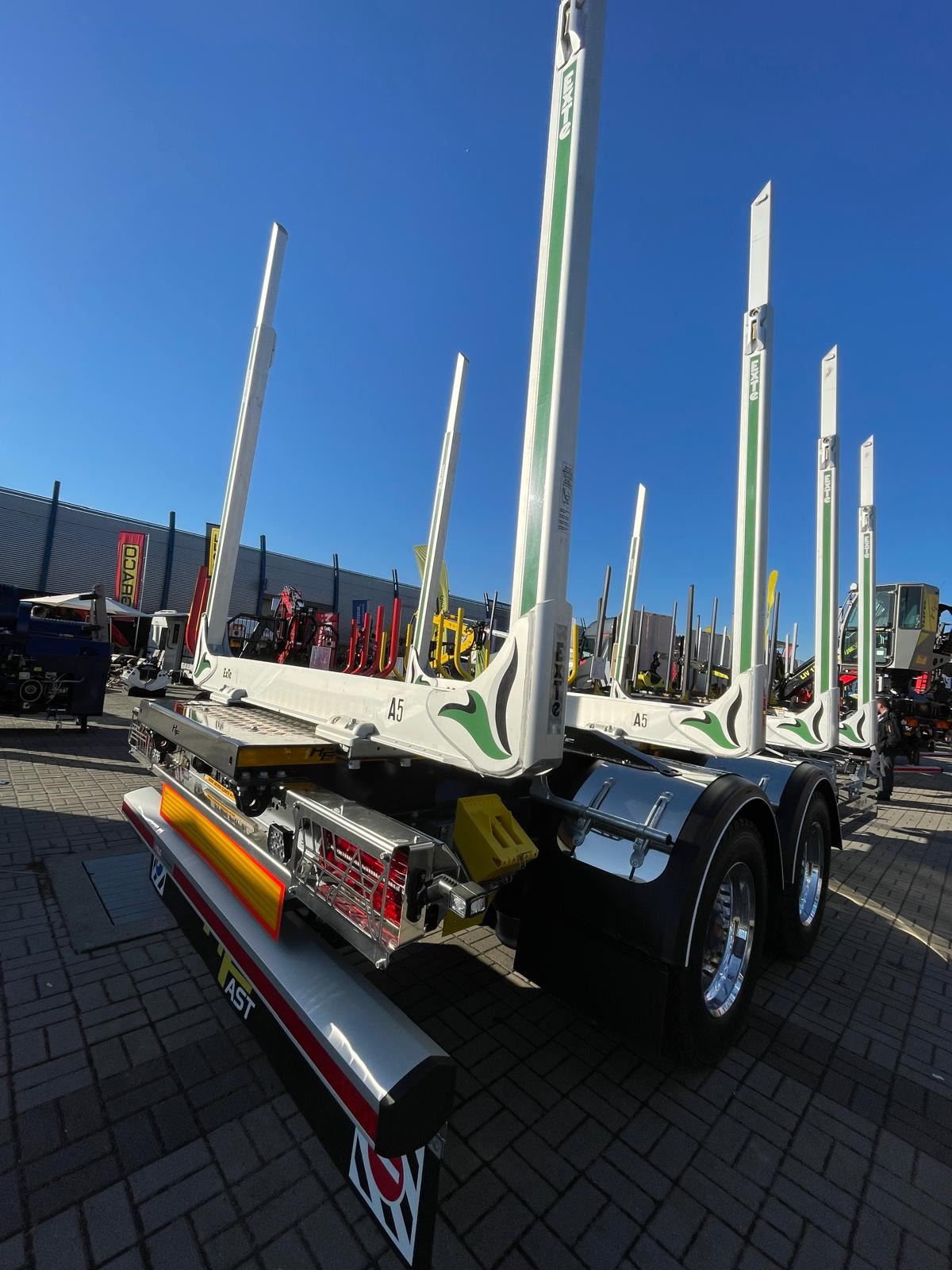 Hydrofast Sp. z o.o. - Ремаркета - Година: 2026 undefined: снимка 1