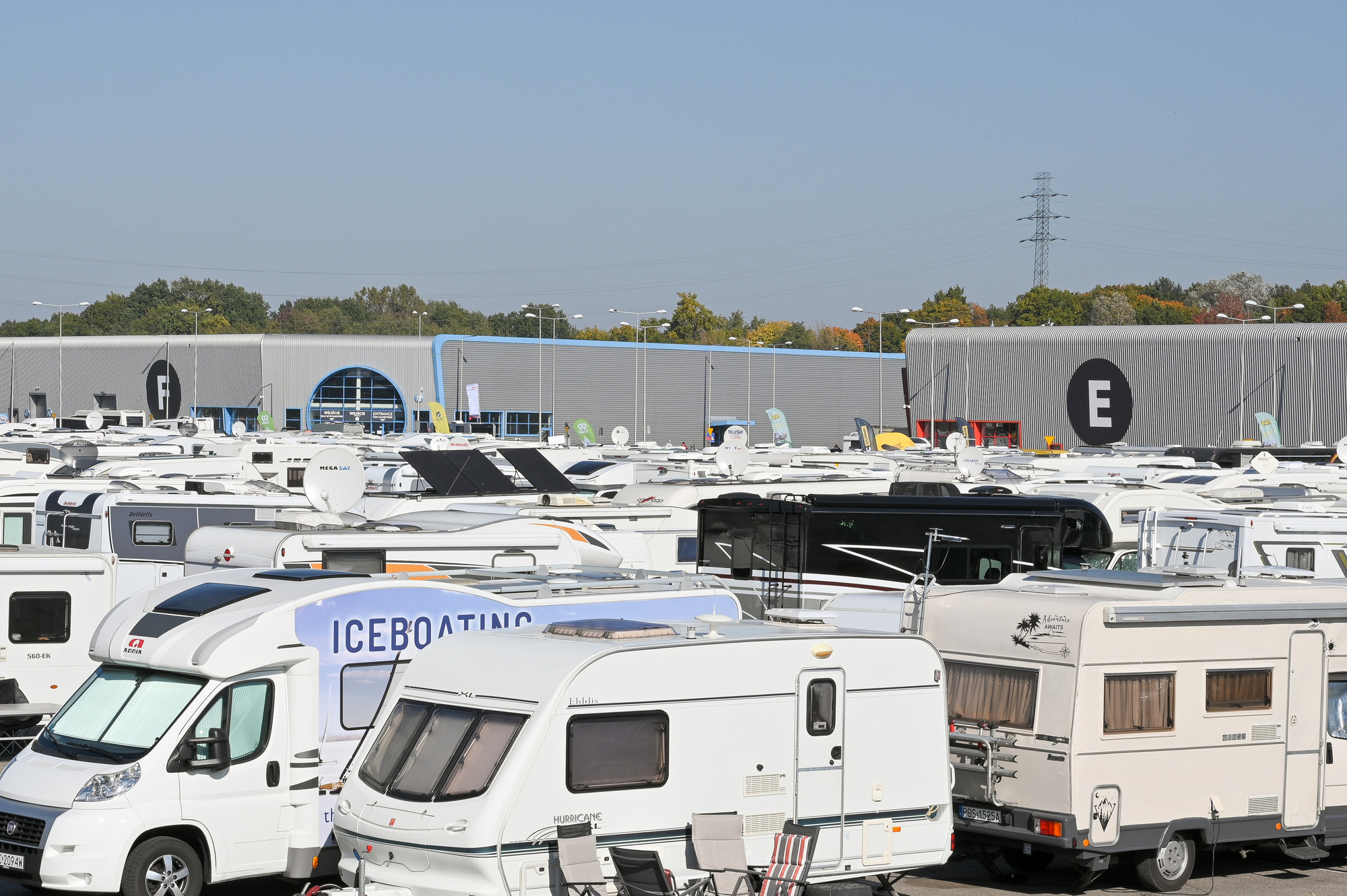 Camper Caravan Show 2024 undefined: снимка 6