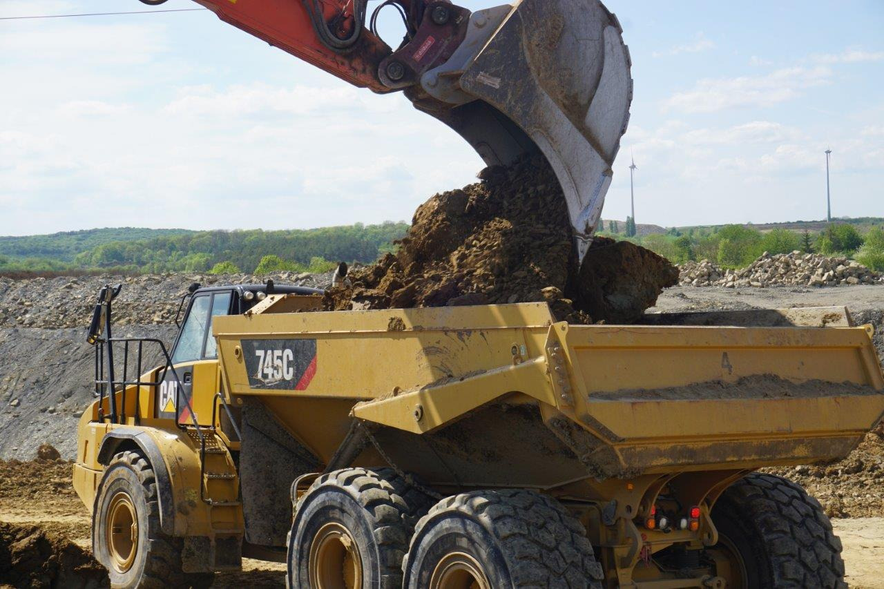 Daniel Manno Baumaschinenhandel - Подемно-транспортна техника undefined: снимка 3