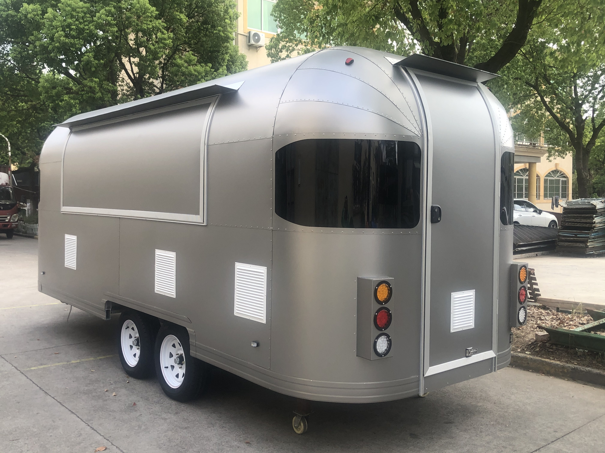 TMK Vaunukeskus Oy - Обяви за продажба undefined: снимка 10