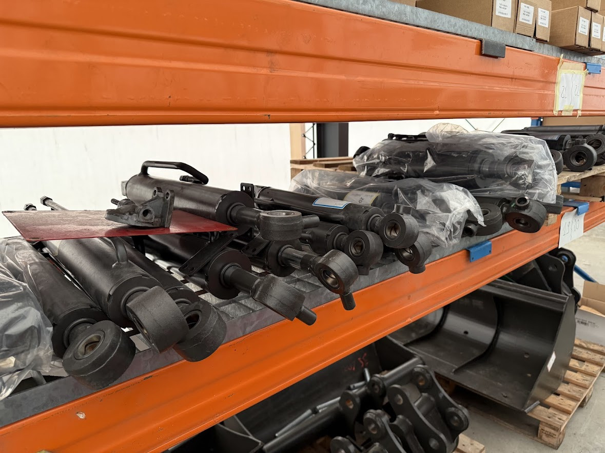 ZAOX CONSTRUCTION MACHINERY A.S. undefined: снимка 16