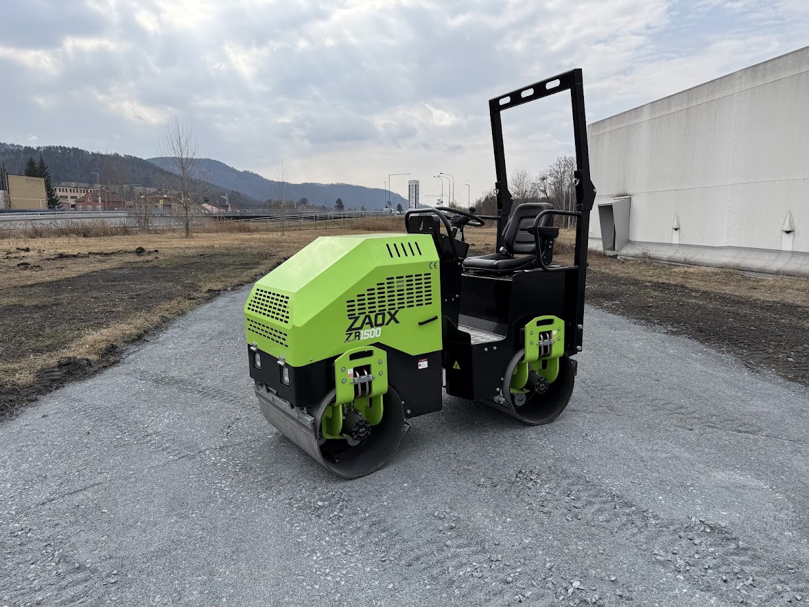 ZAOX CONSTRUCTION MACHINERY A.S. undefined: снимка 8