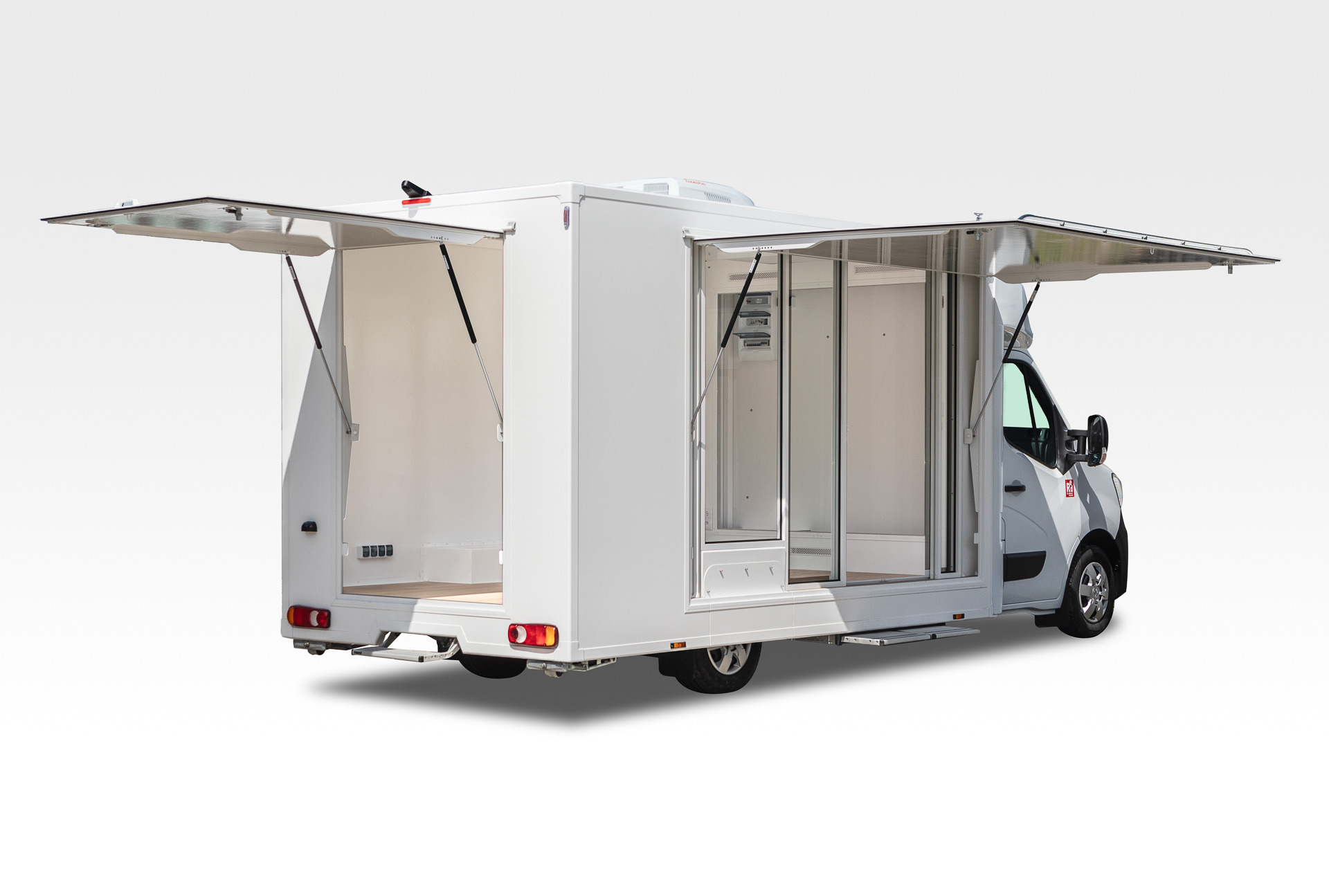 IDEX Denys Kharlamov undefined: снимка 18