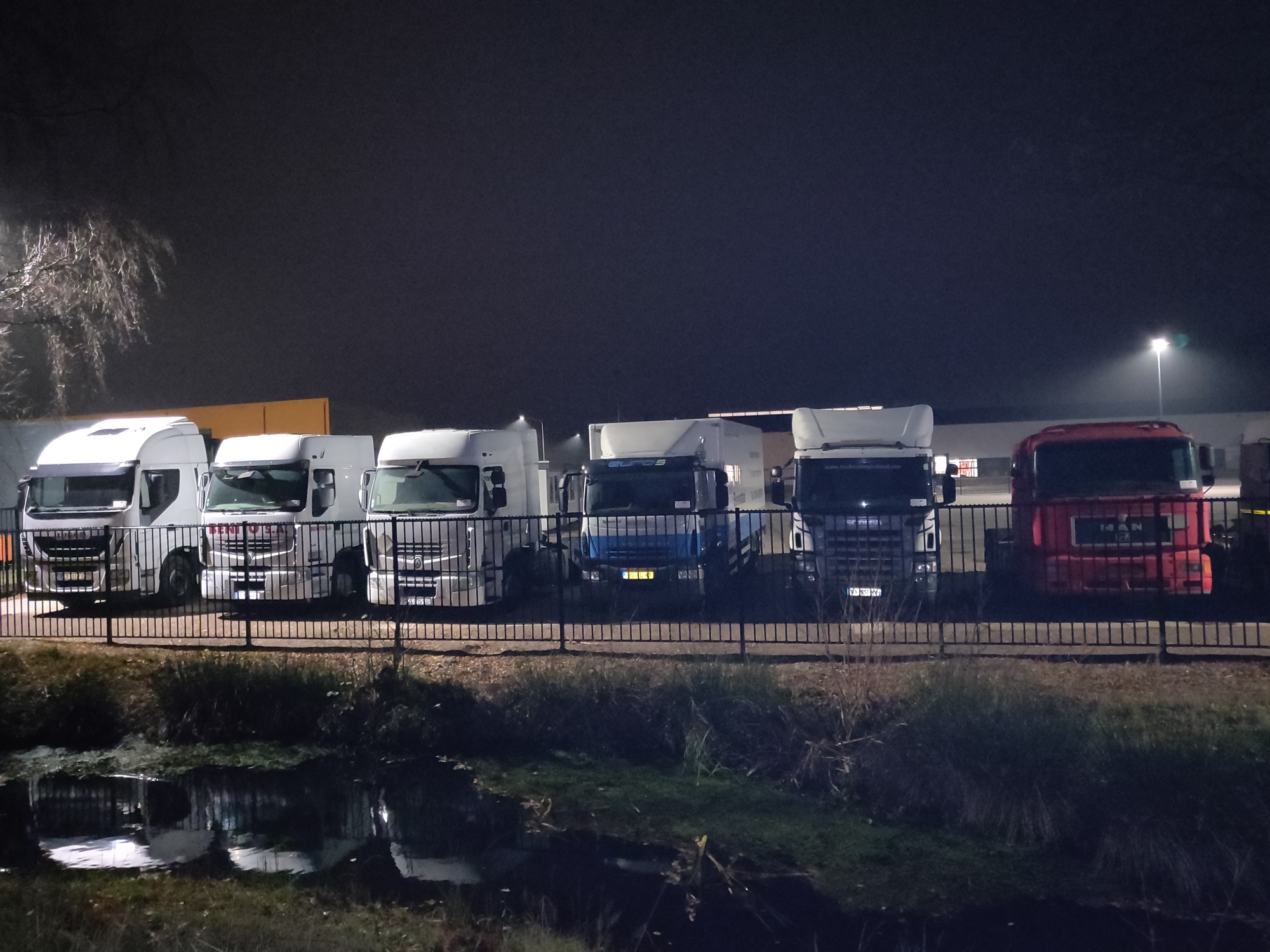 Truck Trading Holland undefined: снимка 21