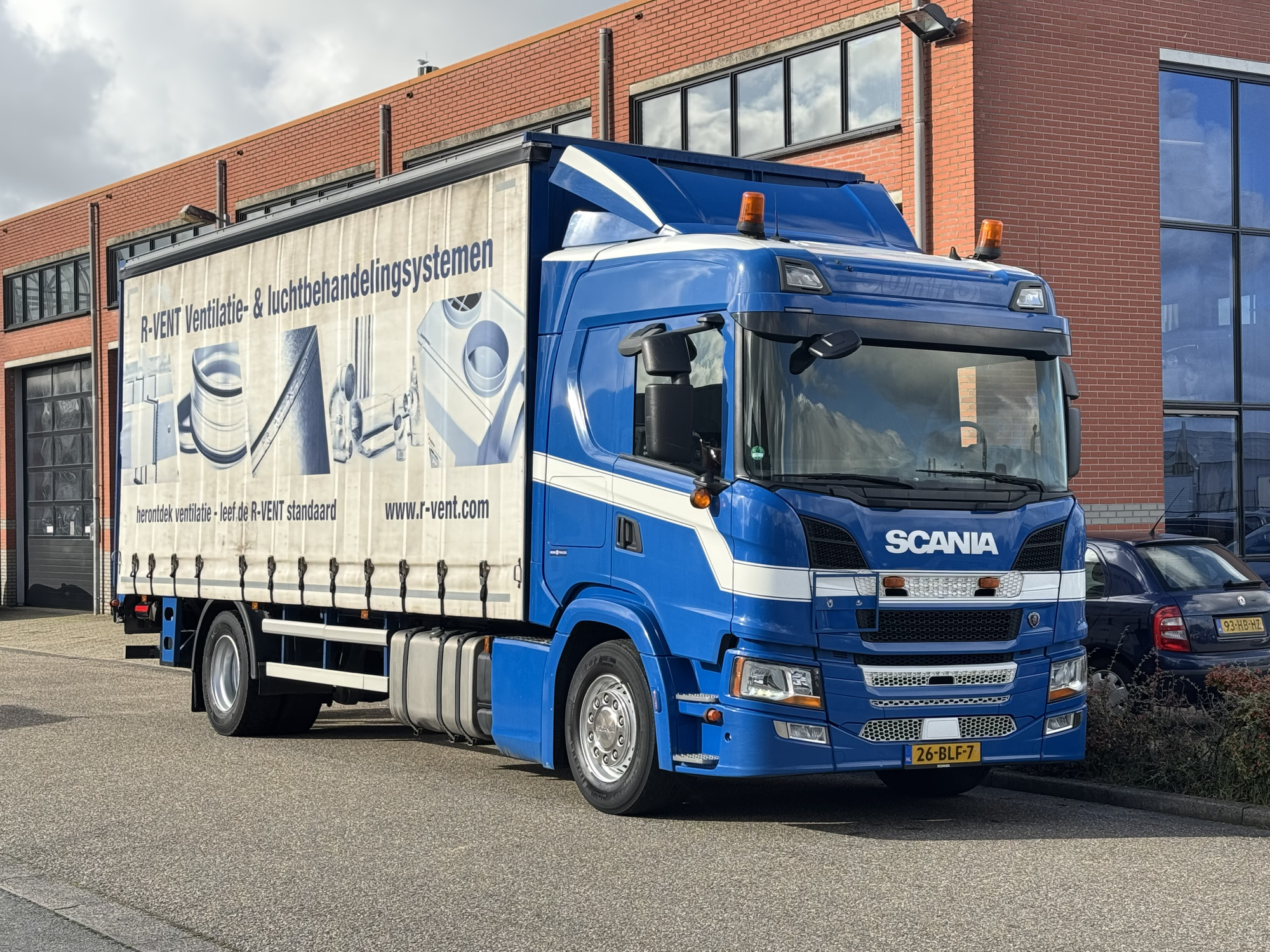 Kulk Trucks - Лекотоварни автомобили MERCEDES-BENZ - Нов, Euro 6, Климатик undefined: снимка 26