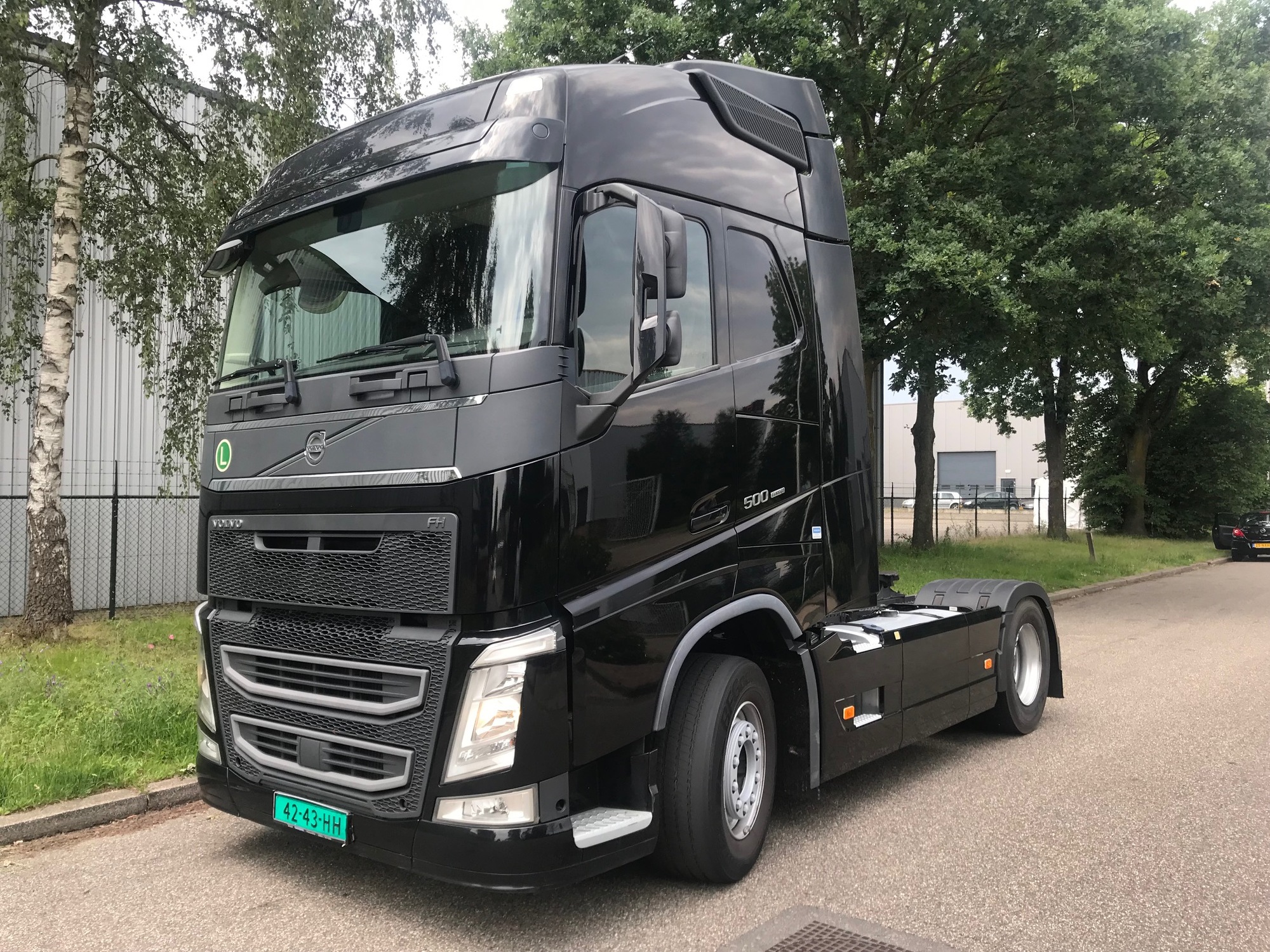 HE TRADING - Обяви за продажба undefined: снимка 2