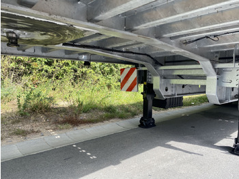 Нови Нискорамна площадка полуремарке За превоз на тежка техника Möslein ST 3-Plato 9,4  3 Achs Satteltieflader Plato 45 t GGfür Fertigteile, Baumaschinen oder Container: снимка 5