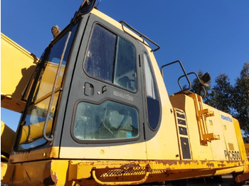 Кабина и интериор KOMATSU