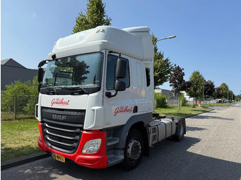 Влекач DAF CF 400