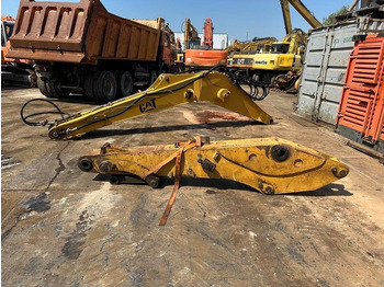 Колесен багер CATERPILLAR