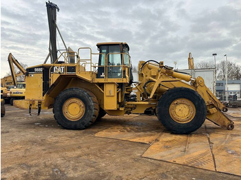 Колесен товарач CATERPILLAR 988G