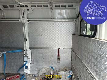 Товарен бус Peugeot Boxer L3H2: снимка 4