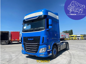 Влекач DAF XF