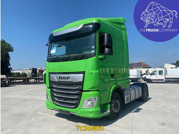 Влекач DAF XF