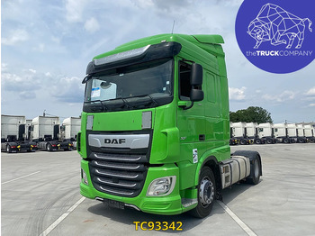 Влекач DAF XF