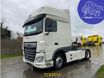 Влекач DAF XF