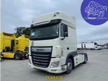 Влекач DAF XF