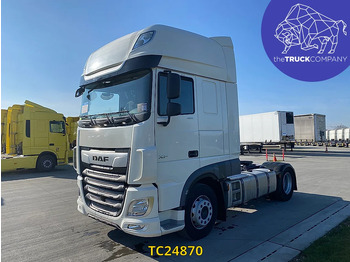 Влекач DAF XF