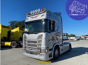 Влекач SCANIA R 500