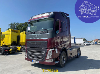 Влекач VOLVO FH 500