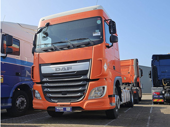 Влекач DAF XF 440