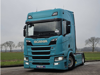 Влекач SCANIA R 450