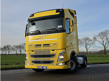 Влекач VOLVO FH 420