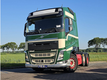 Влекач VOLVO FH 460