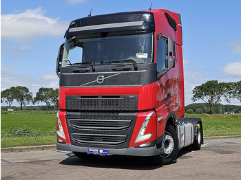 Влекач VOLVO FH 500