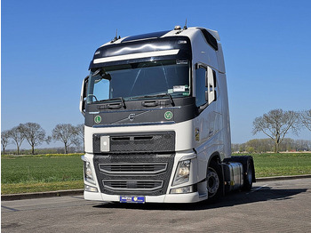 Влекач VOLVO FH 500