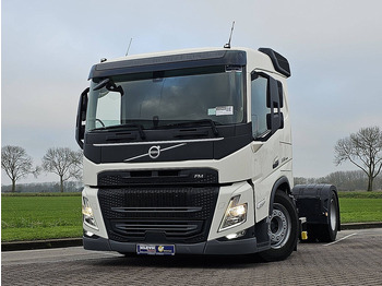 Влекач VOLVO FM 330