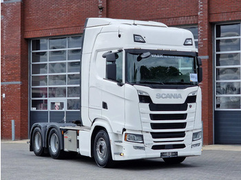 Влекач SCANIA S 540