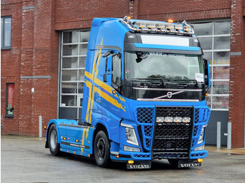 Влекач VOLVO FH13 540