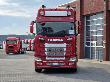 Лизинг на Scania S500 NGS Highline 4x2 - Retarder - Night clima - Full air - Custom interior - Full spoiler - 2 tank Scania S500 NGS Highline 4x2 - Retarder - Night clima - Full air - Custom interior - Full spoiler - 2 tank: снимка 2