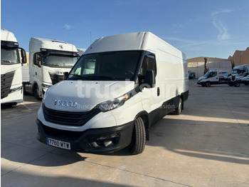 Лекотоварен автомобил фургон IVECO Daily 35s16