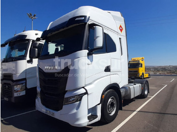 Влекач IVECO S-WAY
