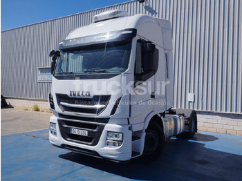 Влекач IVECO Stralis HI-WAY