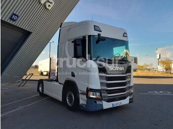 Влекач SCANIA R 450