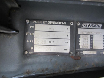 Брезентово полуремарке Fruehauf: снимка 3 Брезентово полуремарке Fruehauf: снимка 3