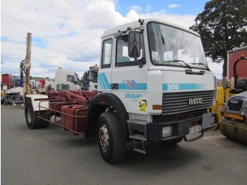 Мултилифт с кука камион IVECO