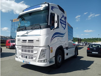 Влекач VOLVO FH 500
