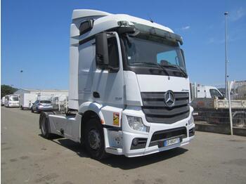 Влекач Mercedes Actros 1845: снимка 2