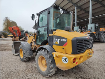 Колесен товарач CATERPILLAR 908M