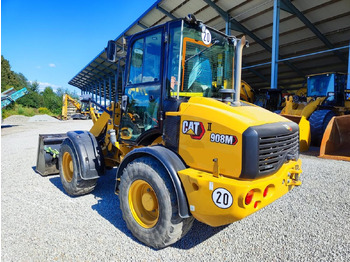 Колесен товарач CATERPILLAR 908M
